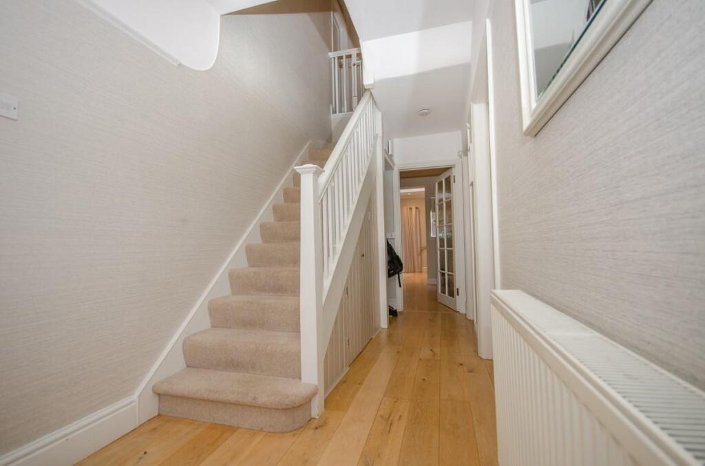 Hallway.jpg