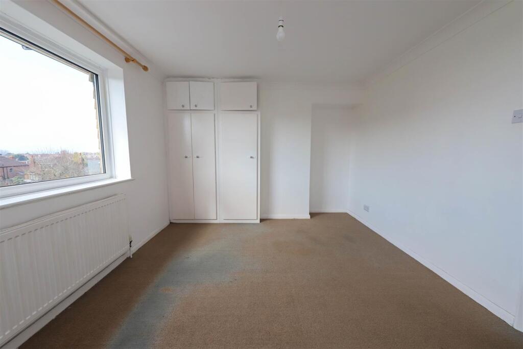 nicholas james The Mount bed_.jpg