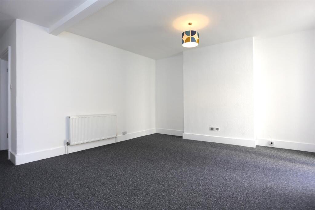 LGF 26 St Georges Terrace (6).JPG