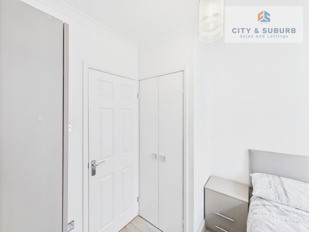 PLH06 - Advert Image (12)