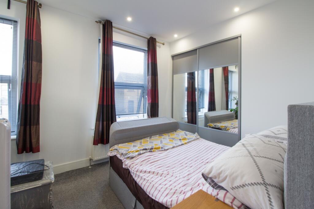 9 Bedroom 1 Nab Lane EweMove Adam Hendry