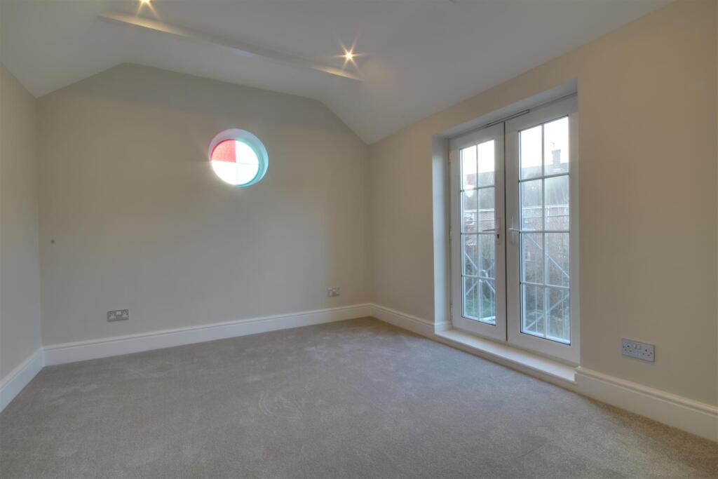 Bedroom.jpg