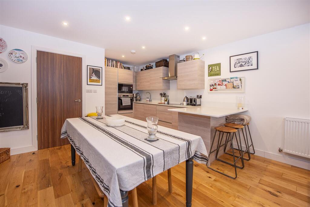 5-taggs-house-42-summer-road-0001 (17).jpg