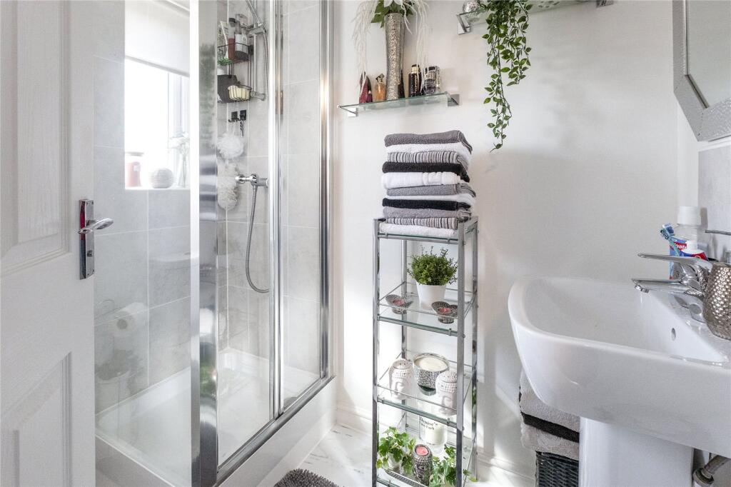 Ensuite Shower Room
