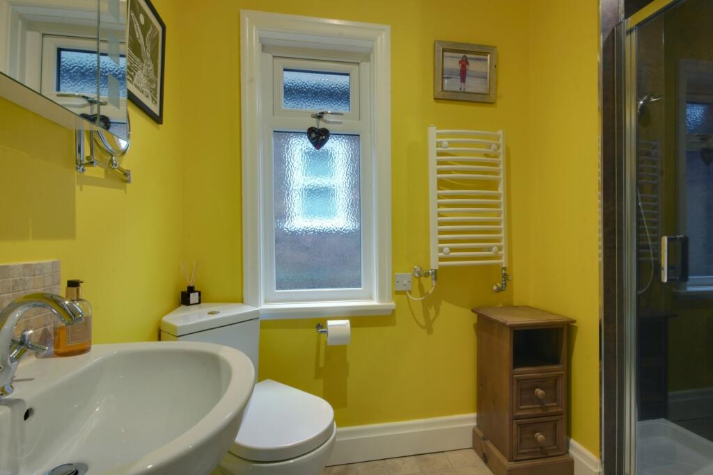 1 Bed 1 Ensuite