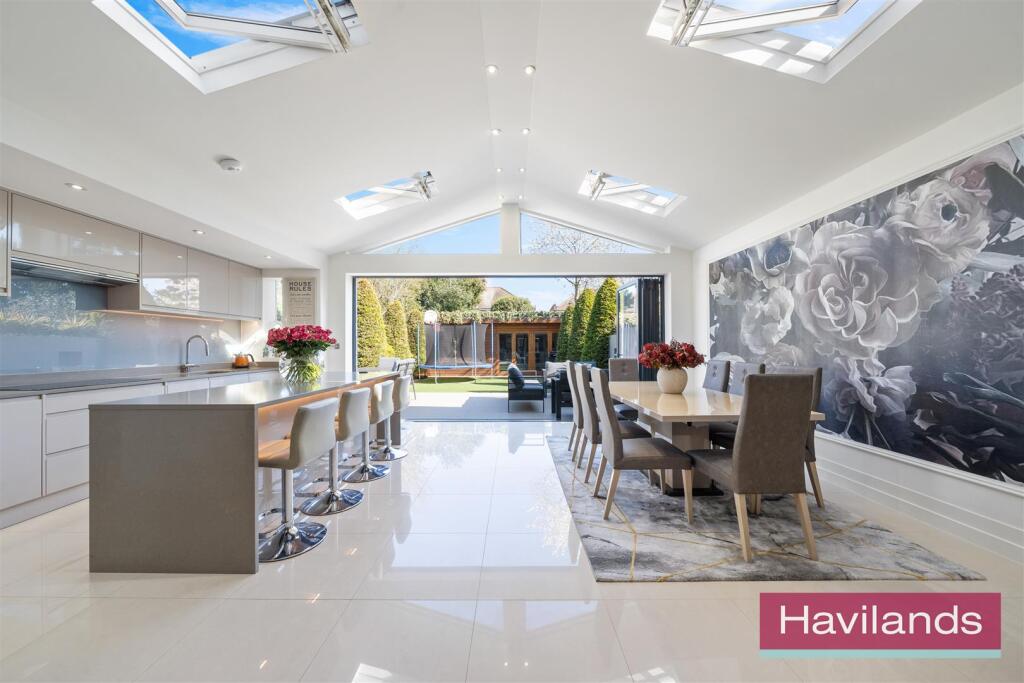 Queen Annes Grove-60.jpg