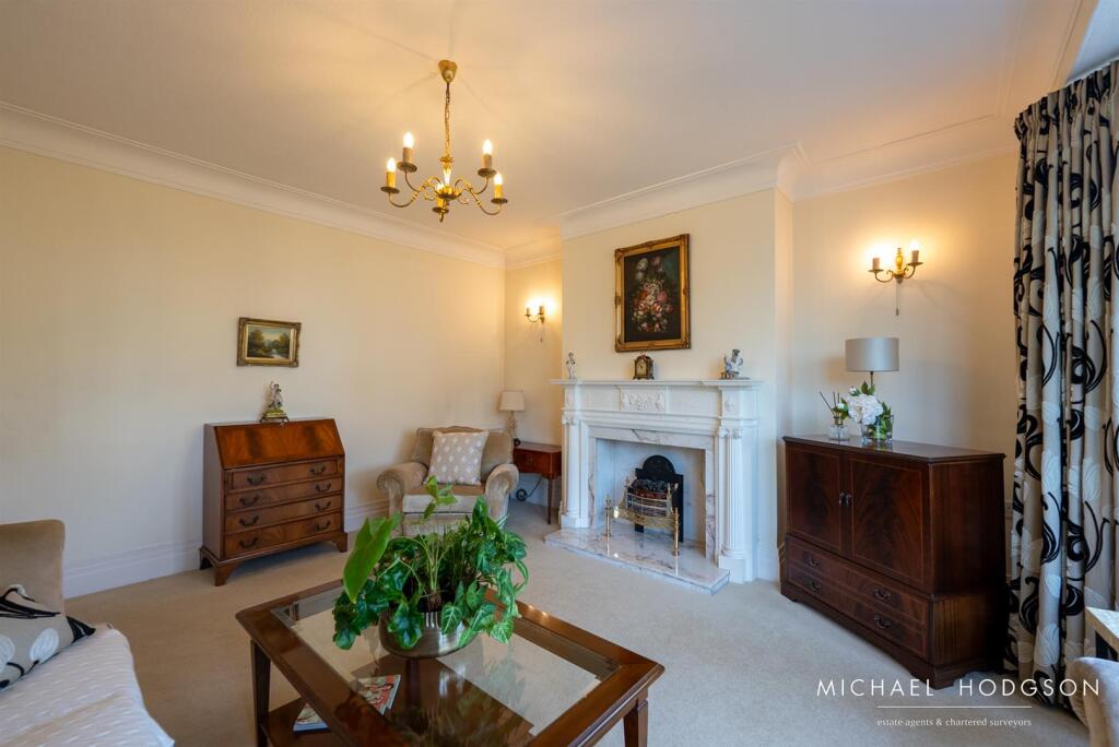 Queen Alexandra Road-08.jpg