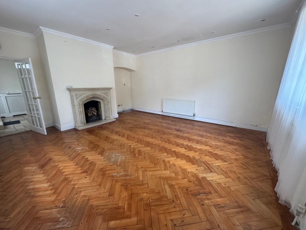 L2  Medium  T202508141727.jpg