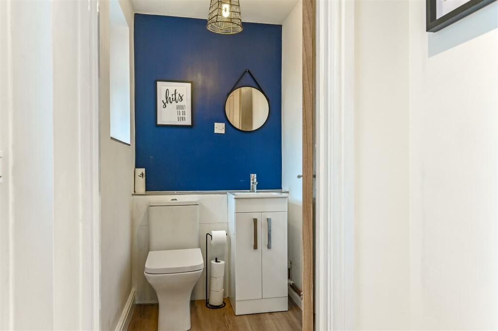 sketch_Ph10_4903378.jpg