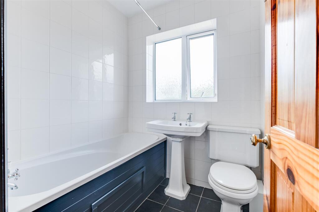 Constables -  Raby Park Road-11.jpg