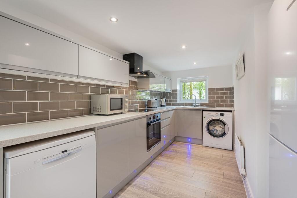 Lower ground floor kitchen