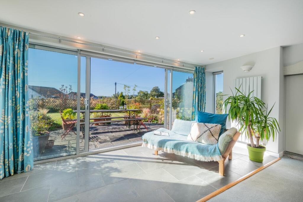 Annexe - Living area