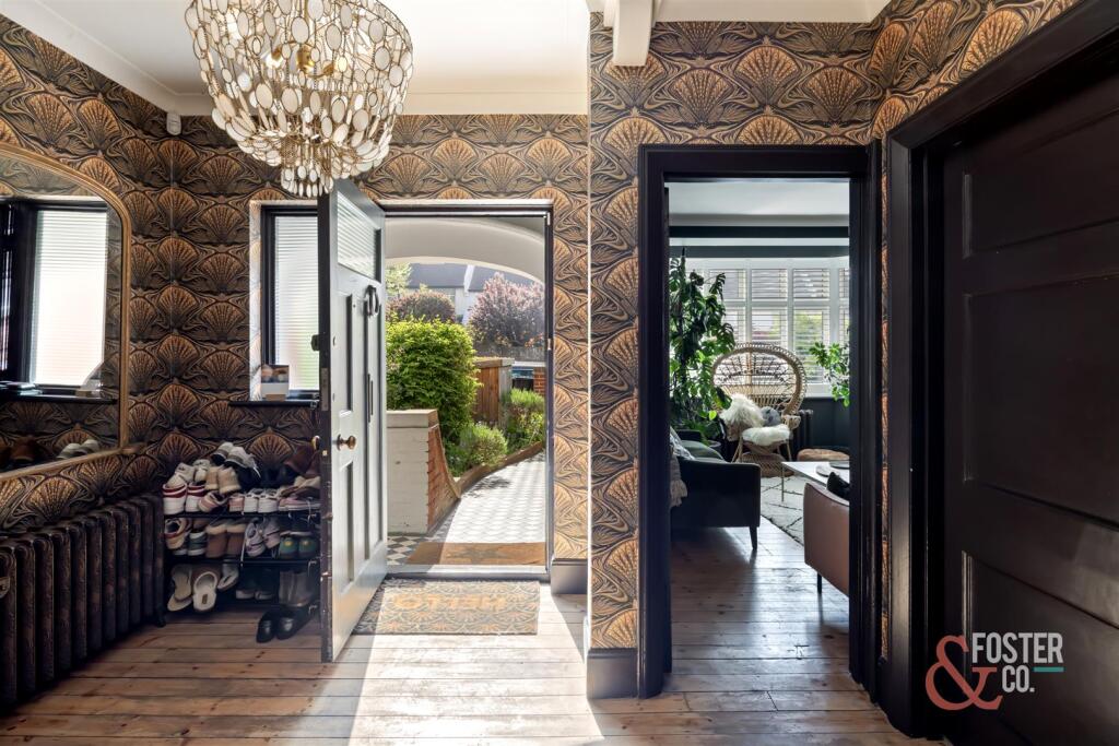 Burton VIllas, 6-012.jpg