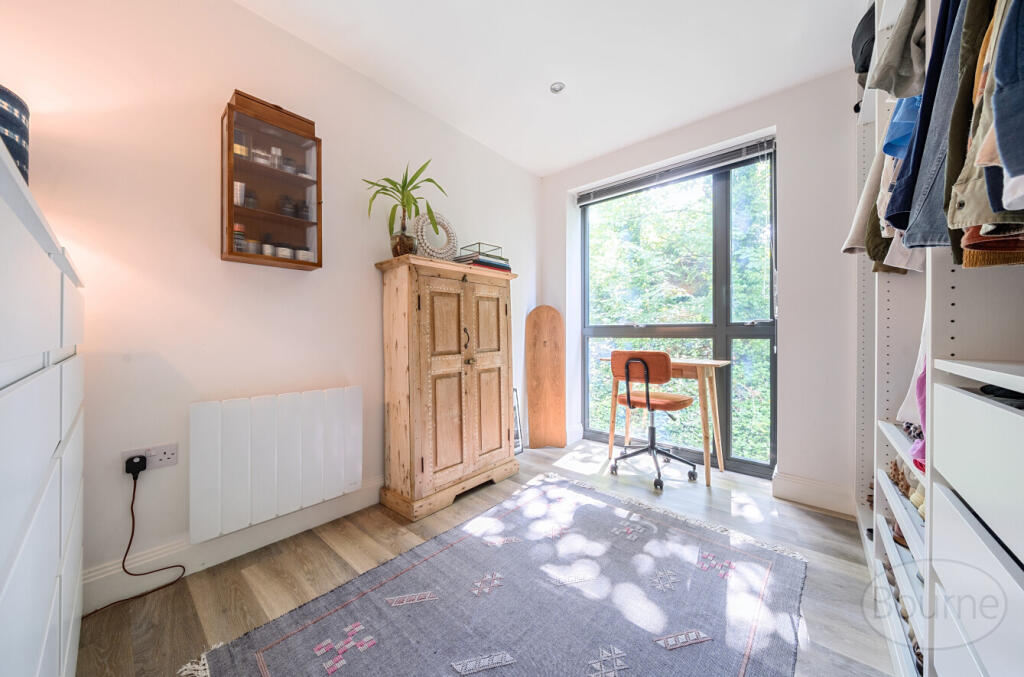 f4a8fbd0-4338-4ba...