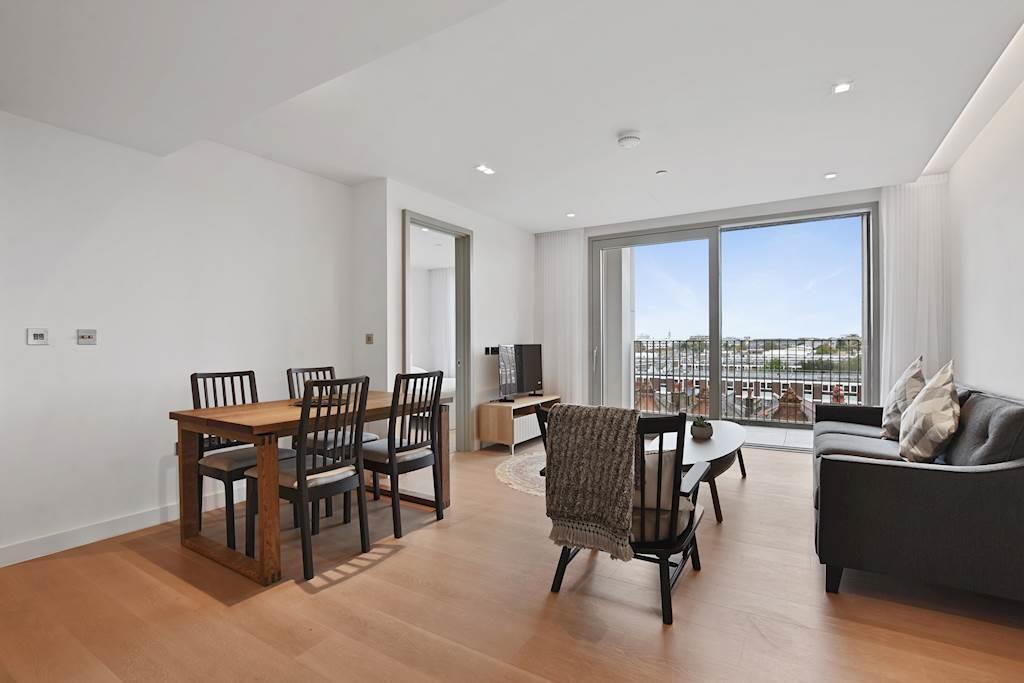 10-7076GCPSE - 50 Garrett Mansions - Reception 3 -