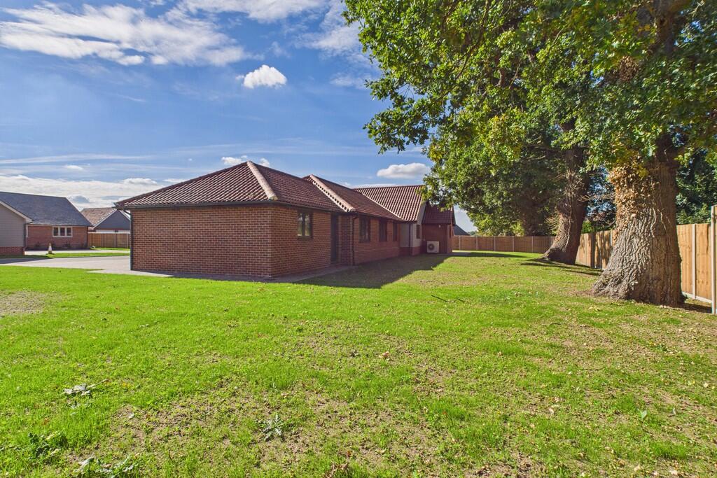 CAM01689G0-PR0494...