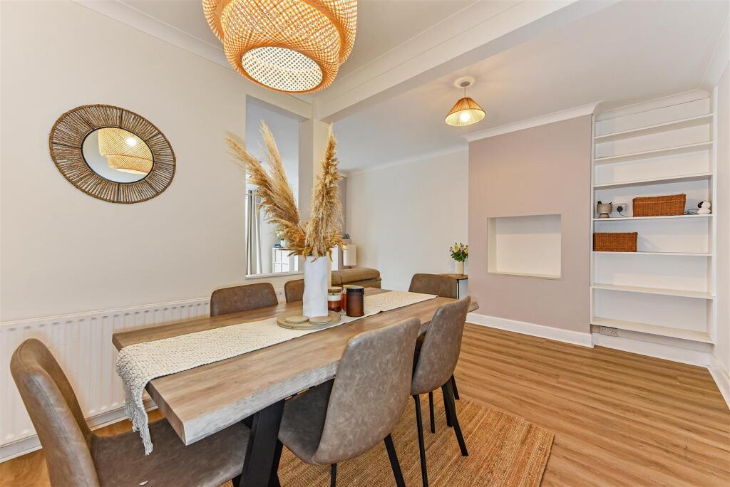 Dining Area.jpg