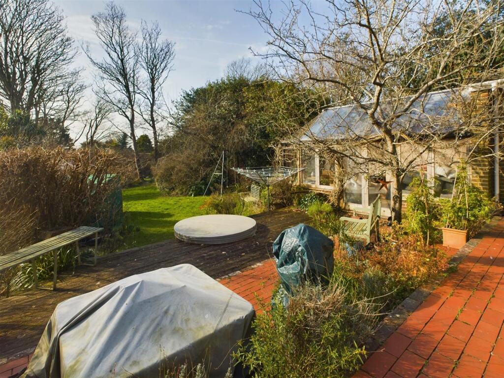 Garden 4.jpg