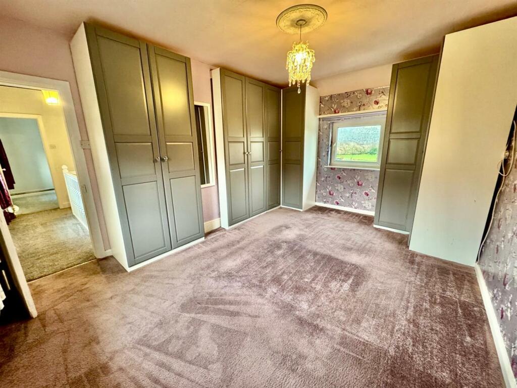 PHOTO-2024-12-18-20-56-48 (4).jpg