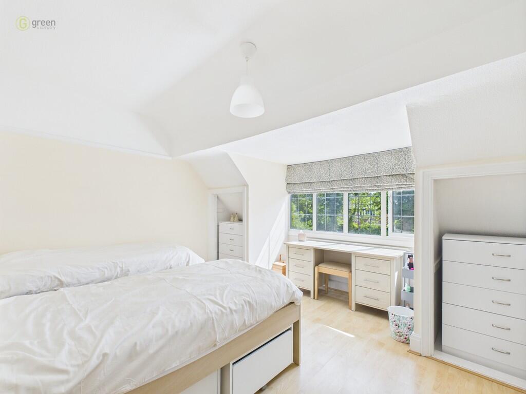 CAM03830G0-PR0198...