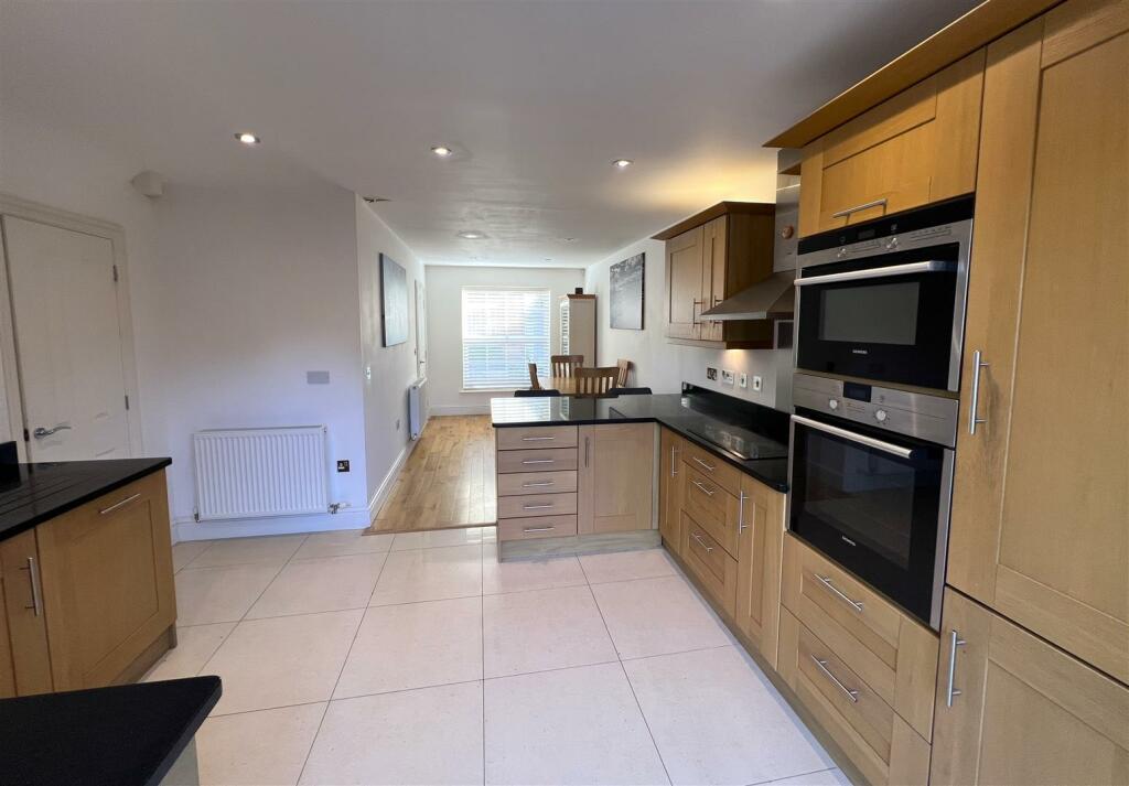 Kitchen B.JPG