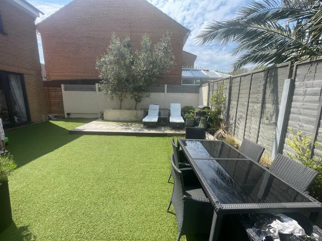 St. Andrews garden 2.jpg