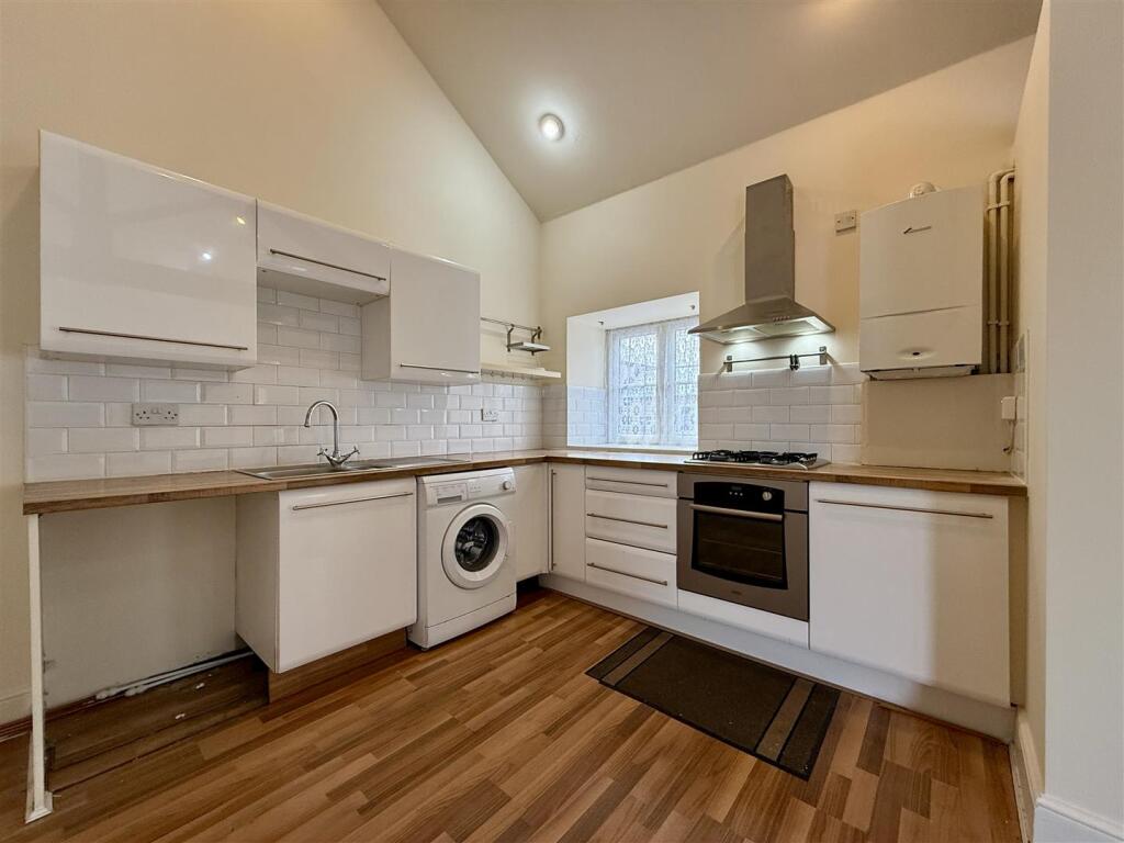 5 Kitchen
