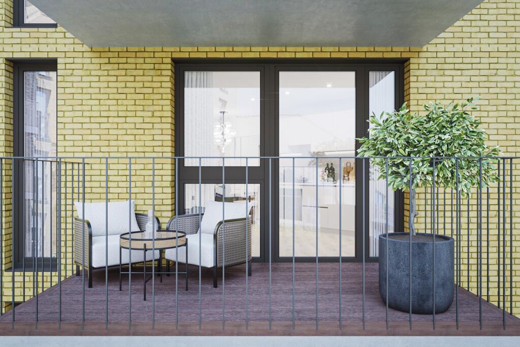 Balcony J2