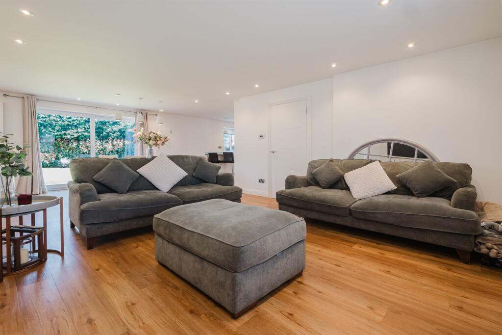 Open Plan Living Din