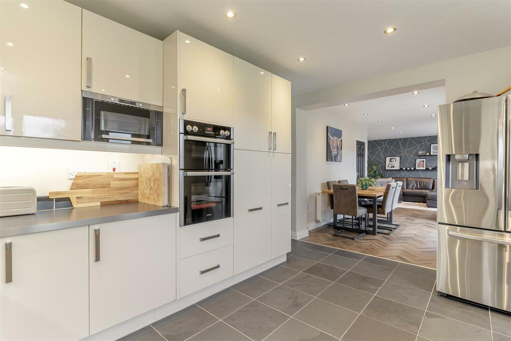 Kitchen - B.jpg