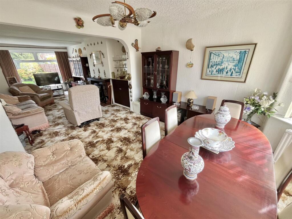 Dining Room Aspect 3