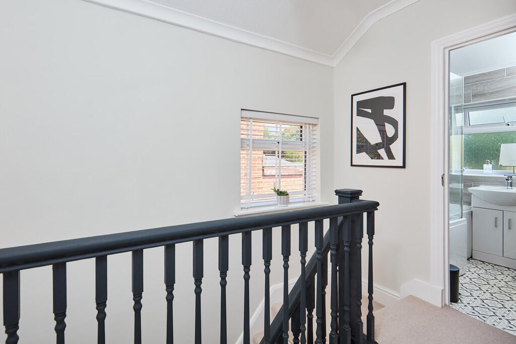 Edward Knight 202...