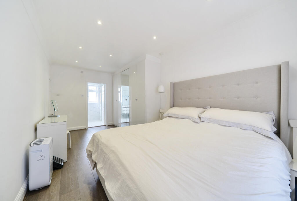 1342788-20-68a7a7...