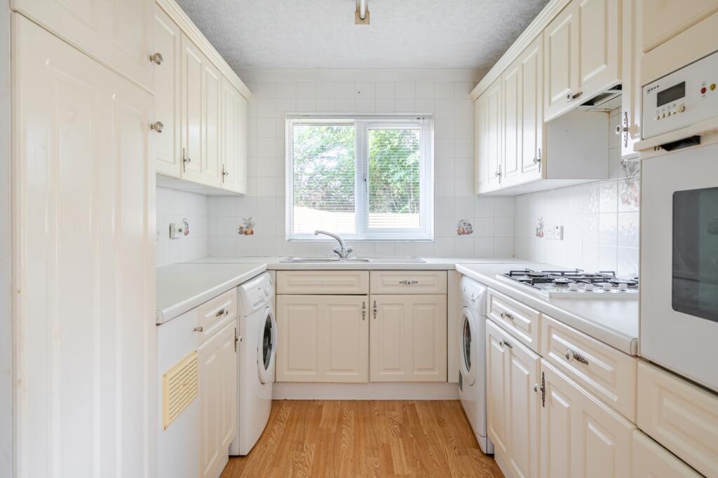 1357046-14-68e8f39d77d80