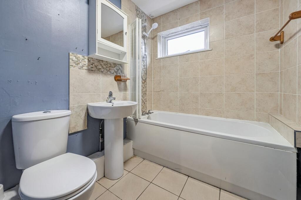 87 Cambo Place, North Shields, Tyne and Wear, NE30 3RL