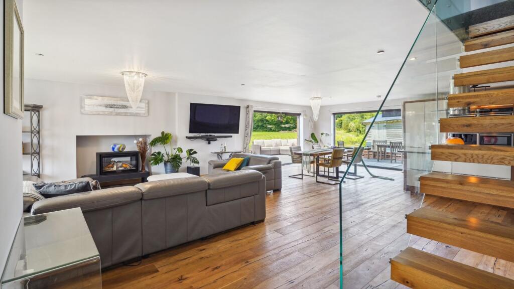 Open Plan Living/Kitchen/Dining Room