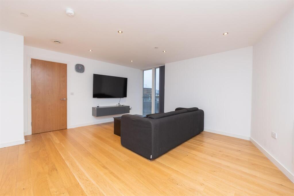 Apart-902-N1-Bristol-BS1-2NJ-16.jpg