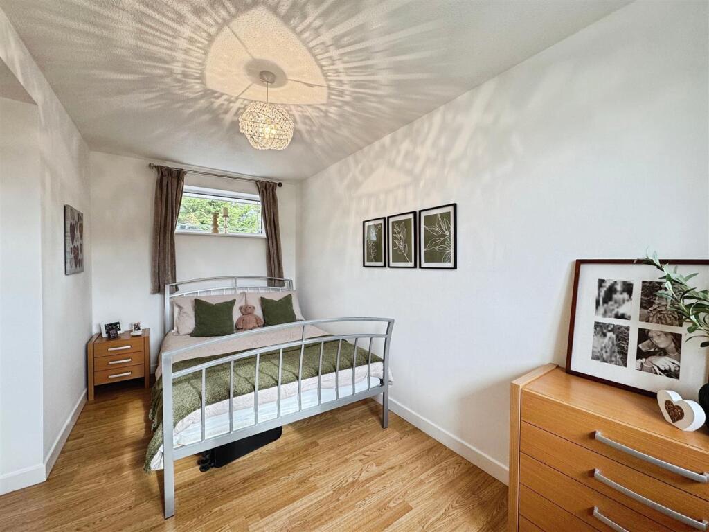 72c8c0c5--44FD-9F99-19FE2A219BC8-26642-0000110E76F