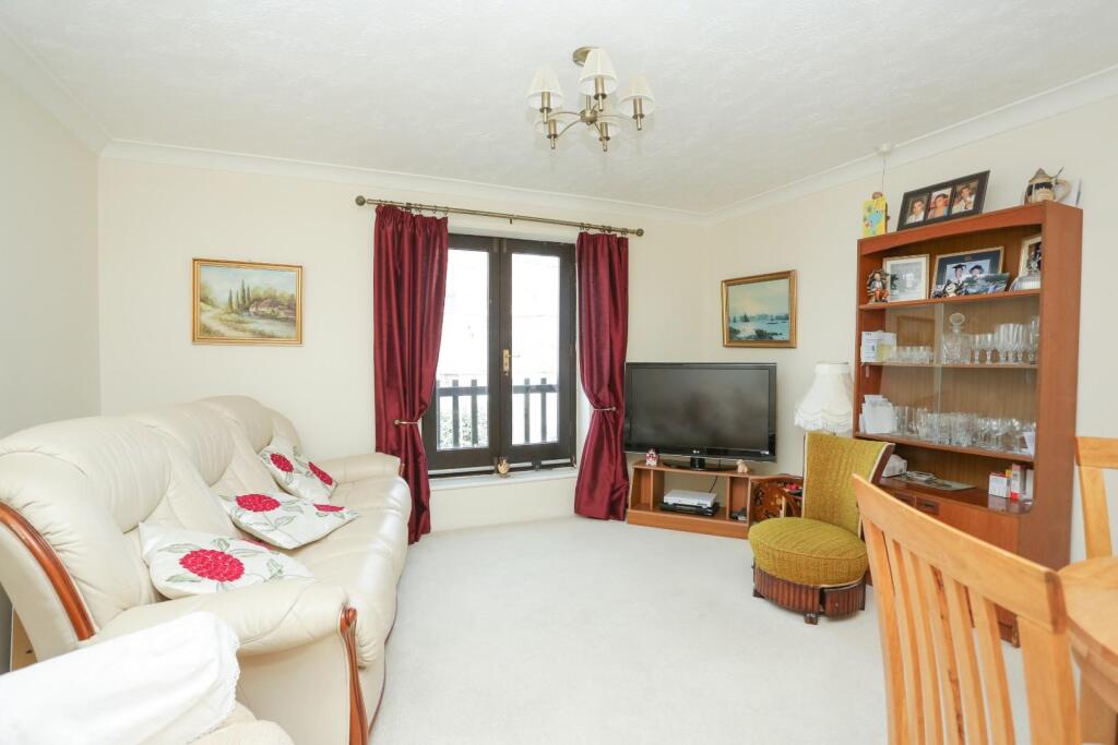 general 14420831_350