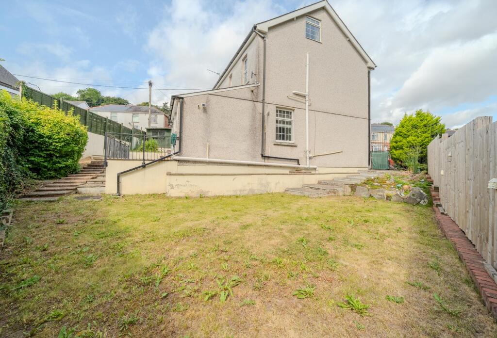 120 Sunnybank Rd-30.jpg