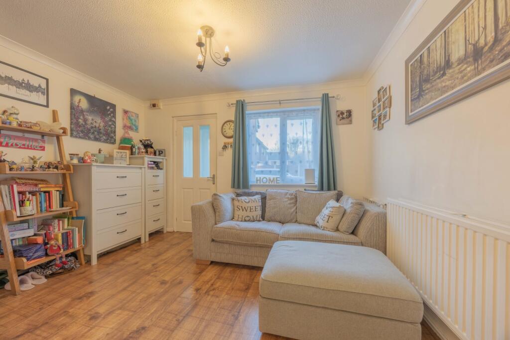 Ewemove Taunton Witham Close (11)