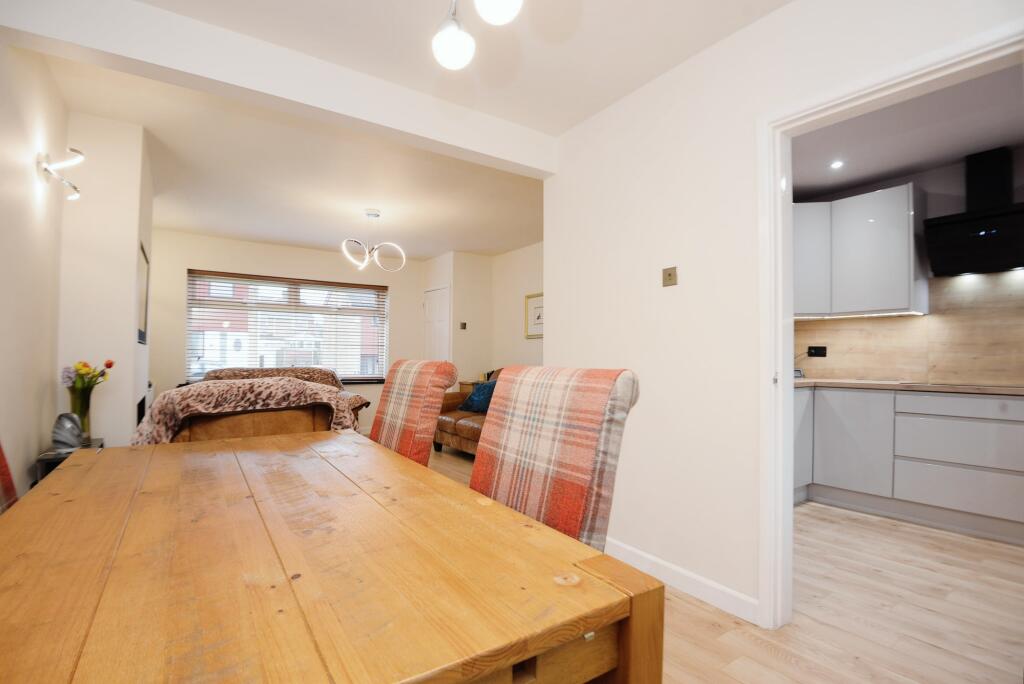 Living / Dining Room