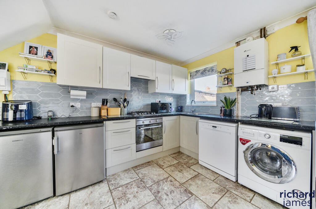 3b28ee95a97d4f22a14b237efe622097