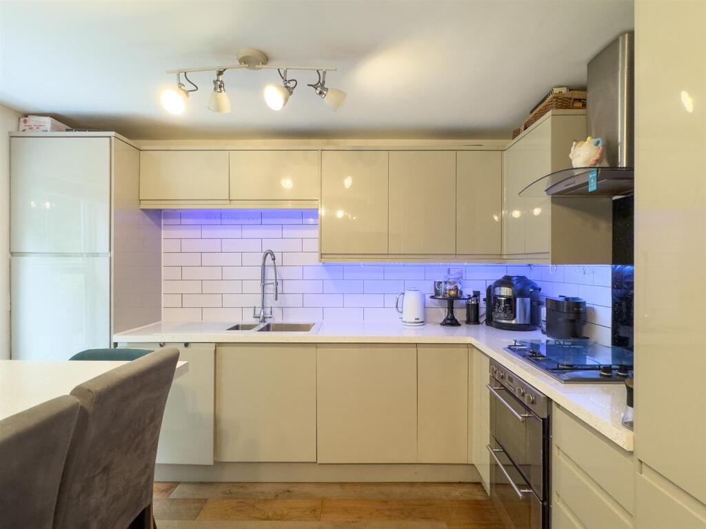 Kitchen Diner (3).jpg