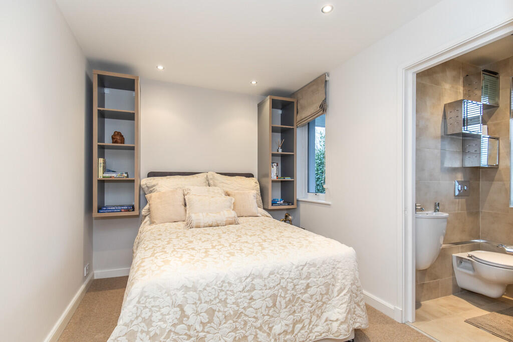 80 Shirley Drive5...