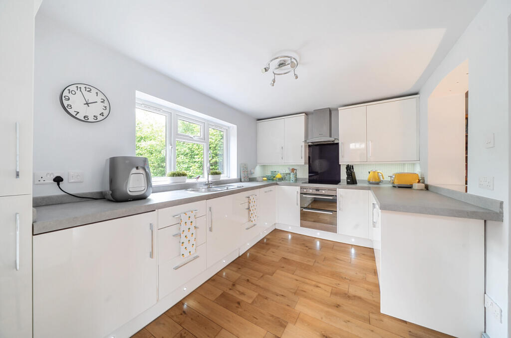 5-681cb91ca6a26-1...