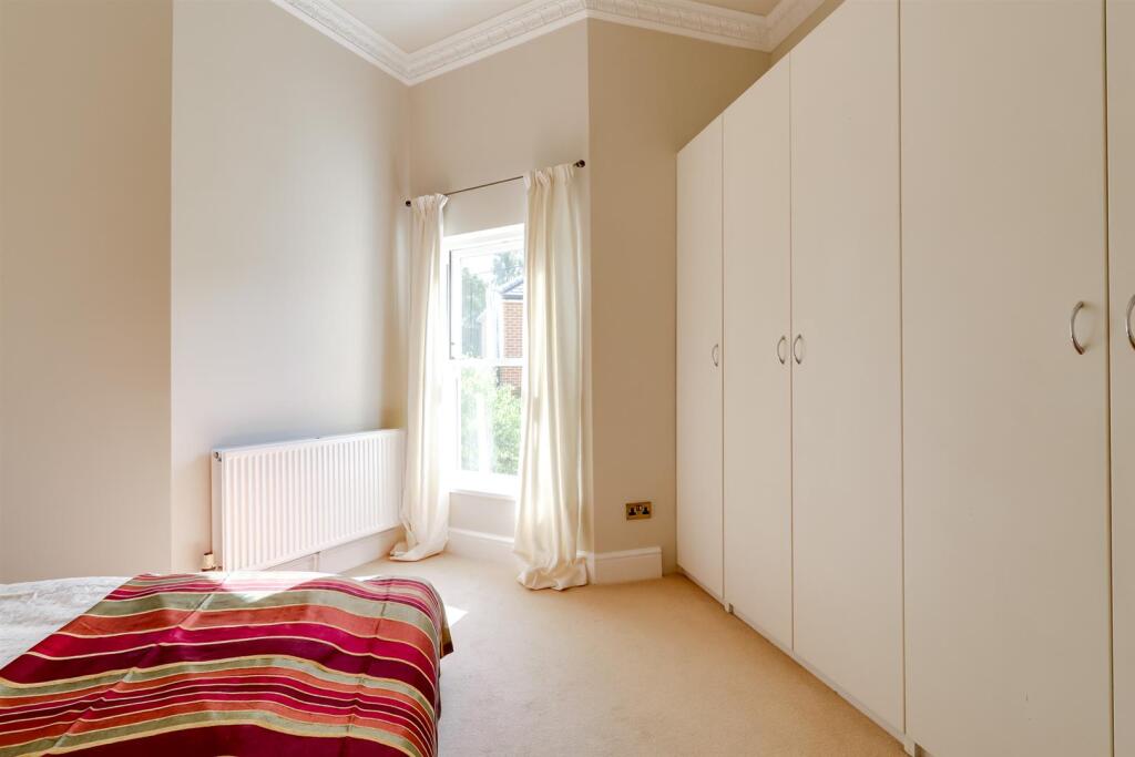 Bedroom (1).jpg