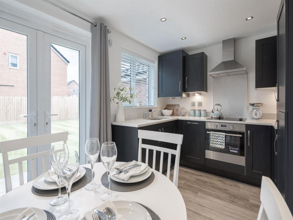 Saunton Kitchen 2.jpg