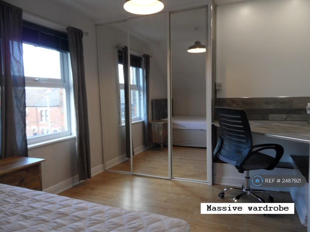 Double Bedroom