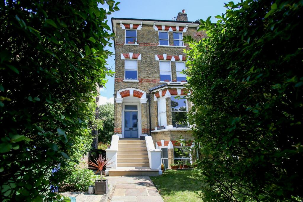 Flat A, 21 Churchfield Rd, W13-14 (2).jpg